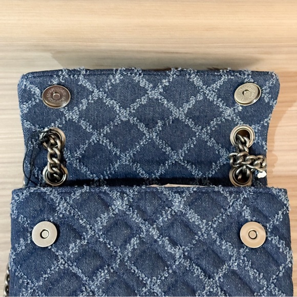 Kurt Geiger London Mini Brixton Lock Shoulder Bag NWOT - Picture 10 of 15